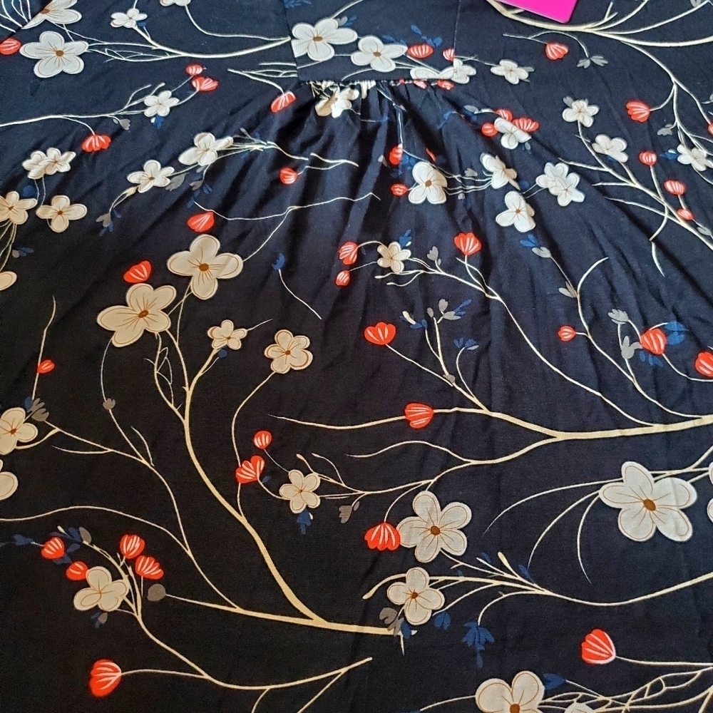 Bestbee Floral Blouse Top Size 3X NWT - Picture 4 of 5